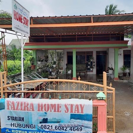 Oyo 91477 Fazira Home Stay Syariah Sibolga Exteriör bild